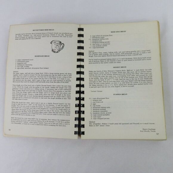 Bless the Cook Signed 1st Edition 1978  Bessie L. Munson Inscribed Soul Cooking - Picture 8 of 10